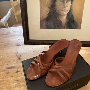 Faconnable brown quality leather heels